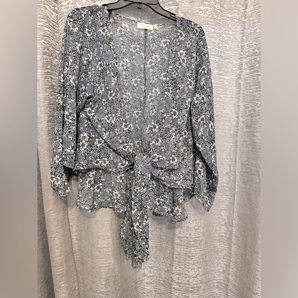 RD Style Scarf Tie Front Top